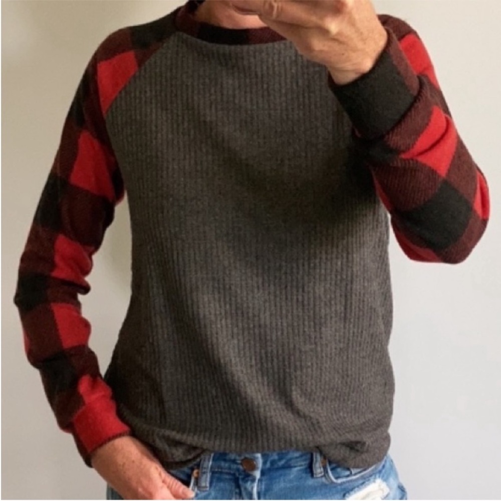 Black, Red, Grey Buffalo Plaid Long Sleeve Top - Picture 2 of 9